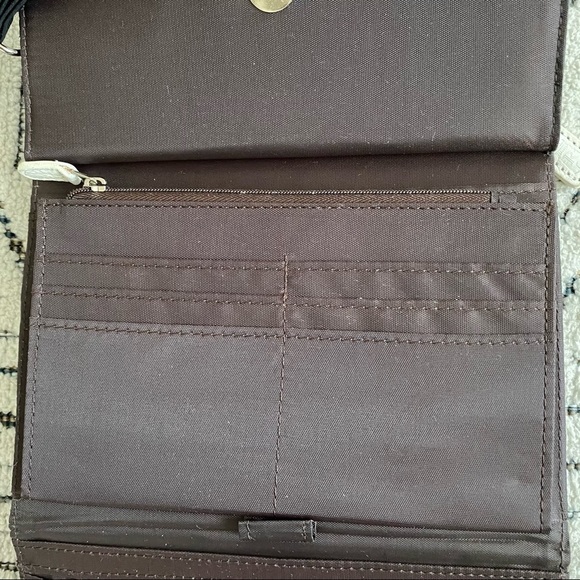 Rowallan Tess Travel Crossover Purse Black - Picture 8 of 10